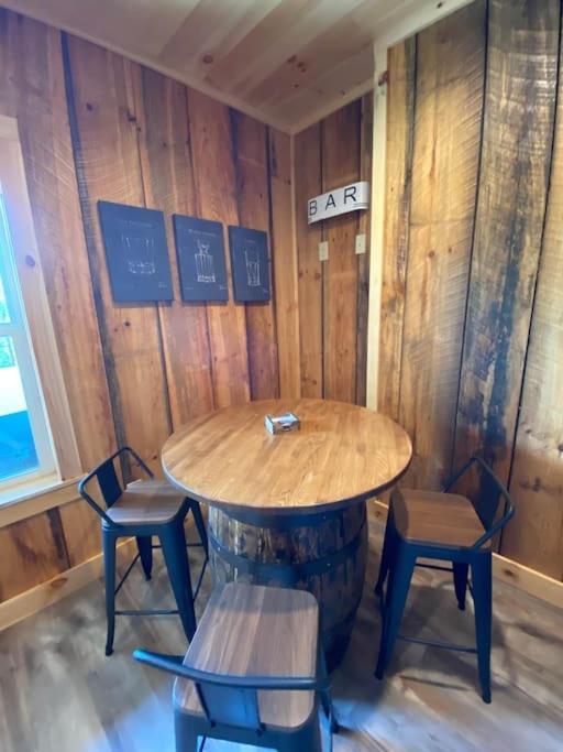 The Llaguna Lodge - New Cabin, Sleeps 10, Fire Pit, Hot Tub, In Blue Ridge , Ga Экстерьер фото